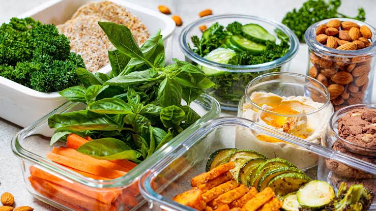 Food shopping for busy weeks: flexible meals rather than complicated plans